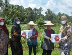 GOW Tanah Datar Keliling Nagari Distribusikan Sembako