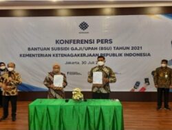 Pemerintah Kembali Salurkan Bantuan Subsidi Upah pada Pekerja Patuh Kepesertaan Jamsostek