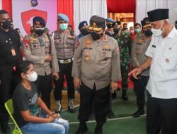 Pemrov Sumbar Targetkan Vaksinasi 4,5 Juta Warga