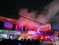 Apotek di Padang Luar Agam Terbakar