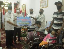 Pemkab Tanah Datar Distribusikan Bantuan bagi Panti Asuhan