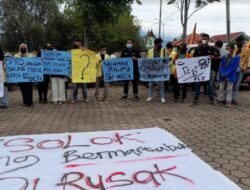 AMS Datangi DPRD Kabupaten Solok , Desak BK Proses Kericuhan Rapat Paripurna