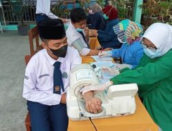 525 Siswa MTsN Padang Panjang Ikuti Vaksin Dosis 1