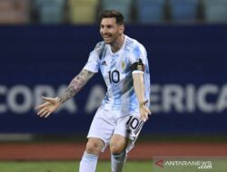 Argentina Kalahkan Uruguay 3-0, Messi Cetak Gol Unik