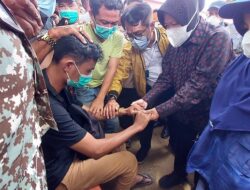 Mensos Tinjau Dampak Bencana Longsor di Lubuak Aluang