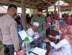 Penyelenggara Sediakan Doorprize di Kantor Walinagari Batu Gadang Kuranji Hulu saat Vaksinasi