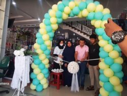 Grand Opening, Toko Central Kitchen Langsung Diserbu Pengunjung