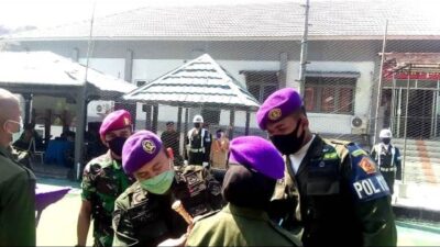 Komandan Resimen Maharuyung Lepas 43 Mahasiswa Ikuti Diksar Menwa