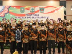 Dua Gubernur Hadiri Pelantikan Pengurus IKA Unand Riau
