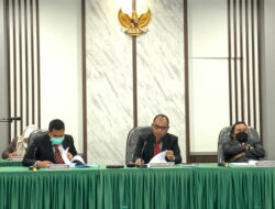 Sidang Pembuktian Penyelesaian Sengketa Informasi Publik LHI dengan BN Alot