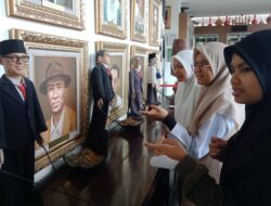 Pelajari Keberagaman Budaya, Santri Kauman Kunjungi Rumah Budaya Fadly Zon