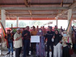 Nevi Zuairina Bantu Kelompok Kesenian Gordang Sambilan