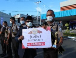 Nanang Permana Juara Lomba Kategori Satuan Pengamanan Terbaik di Bank Nagari