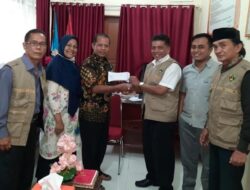 DPP TKS Serahkan Bantuan Untuk Masjid Nurul Iman SMAN 1 Palupuah