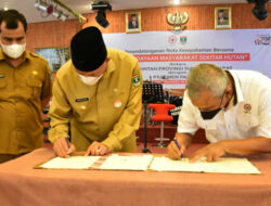 Berdayakan Masyarakat Sekitar Hutan, Semen Padang dan Pemprov Teken Nota Kesepahaman