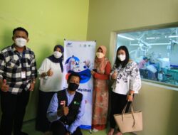 Cegah Kebutaan Akibat Katarak, WOM Finance Gelar Operasi Katarak Gratis