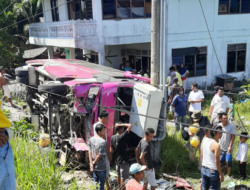 Bus Rombongan Mahasiswa UNP Kecelakaan di Tiku