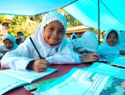 Siswa Korban Gempa, Jangan Dipersulit dengan Berbagai Aturan