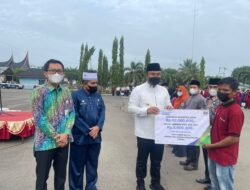 Ahli Waris Wakil Bupati Dharmasraya Dapat Santuan JKM Dari BPJS Ketenagakerjaan