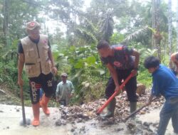Longsor Di Jorong Dama Gadang, Akses Jalan Sempat Tertutup