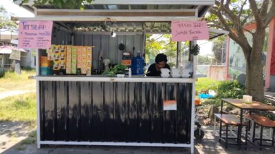 Kuliah Jalan, Bisnis pun Lancar