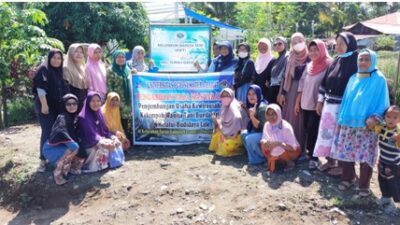 Universitas PGRI Sumbar Bina KWT Kembangkan Budidaya Lele