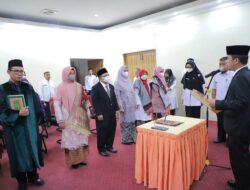Lantik dan Ambil Sumpah Sejumlah Pejabat, Begini Arahan Wawako Solok