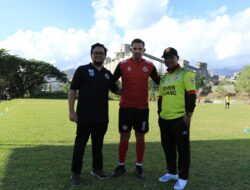 Sah, Silvio Escobar Resmi Berseragam Semen Padang FC
