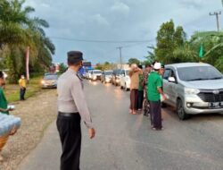 GP Ansor Dharmasraya Bagi – bagi Takjil Gratis