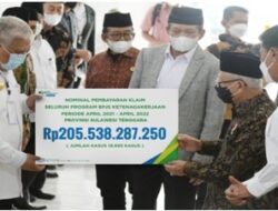 Wapres Serahkan Manfaat Program dan Beasiswa BPJS Ketenagakerjaan Kepada Keluarga Pekerja