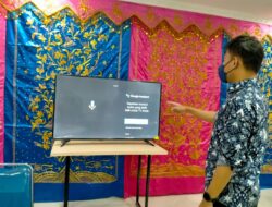 Kisah Dua Pemuda Tentang TV Analog Migrasi ke TV Digital
