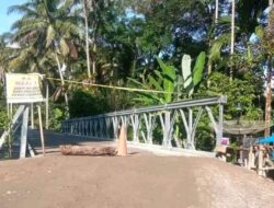 Jalan Provinsi Lintas Sungai Garinggiang Ditutup