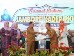 Tim Penggerak PKK Kecamatan Salimpaung Juara Umum Kader PKK Beprestasi