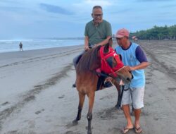 Jogging Pagi di Pangandaran, Pantai Tercantik di Jawa Barat