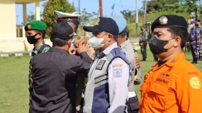 Wabup Kepulauan Mentawai Pimpin Apel Gelar Pasukan Operasi Lilin Singgalang 2022