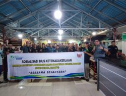 Pedagang Bakso Ikuti Sosialisasi Tentang Manfaat jadi Peserta BPJamsostek