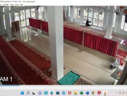 Terekam CCTV, Kotak Amal Masjid Baitul Falah Sawah Piai Digasak Maling