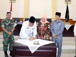 DPRD Kota Pariaman Sahkan Tiga Ranperda