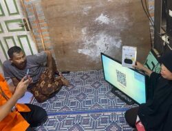 PT Pos Indonesia Padang Panjang Serahkan 248 Unit STB 