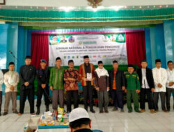 Diketuai Zulasmi, Pengurus DDII Padang Panjang Dikukuhkan