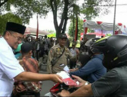 Pemkab Tanah Datar Gelar Gerakan Pembagian 10 juta Bendera Merah Putih