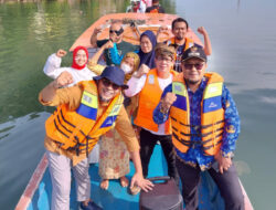 Saat HUT RI, Masyarakat Deklarasi Batang Arau Bebas Sampah dan Limbah