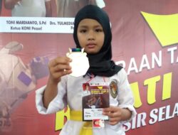 Kejuaraan Taekwondo Bupati Cup II Pessel, Najwa Pratiwi Negeri Raih Medali Emas