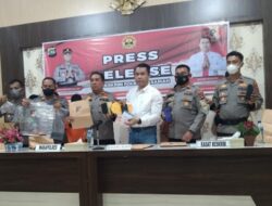 Polres Pasaman Amankan Delapan Tersangka Pelaku Judi Online