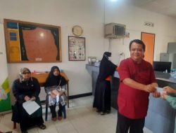 Pos Salurkan BLT BBM kepada 2.090 KK di IV Angkek dan Candung
