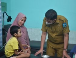 Pemko Sawahlunto Bantu Biaya Operasi Habib
