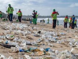 Indonesia Targetkan Sampah Plastik Laut Berkurang 70% Dalam Tiga Tahun