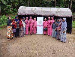 Polres Agam Salurkan Bantuan Korban Longsor Dalko Tanjung Raya