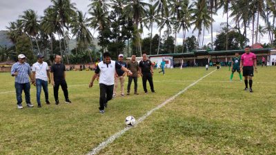 LAGA PEMBUKA PIALA SOERATIN U-17 ZONA SUMBAR, Tiga Tuan Rumah Menang, Satu Menyerah