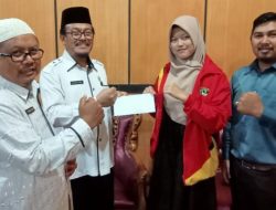 Kakankemenag Lepas 2 Santri Menuju Pospenas IX di Surakarta